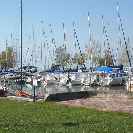 In Siofok/balaton 19726 아파트 *